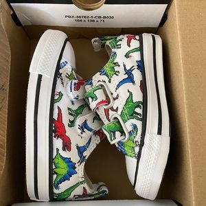 NWT AND BOX INFANT DINO PRINT CONVERSE